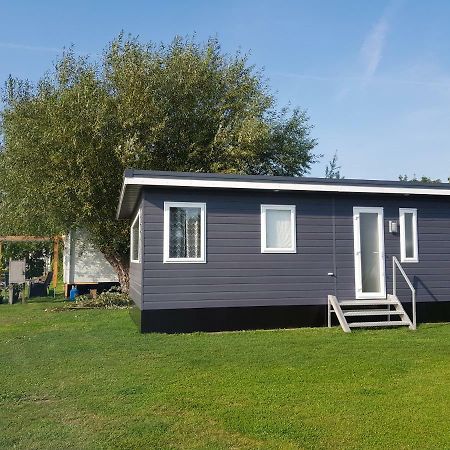 Chalet The Lake - De Schans Alphen Benedeneind ภายนอก รูปภาพ