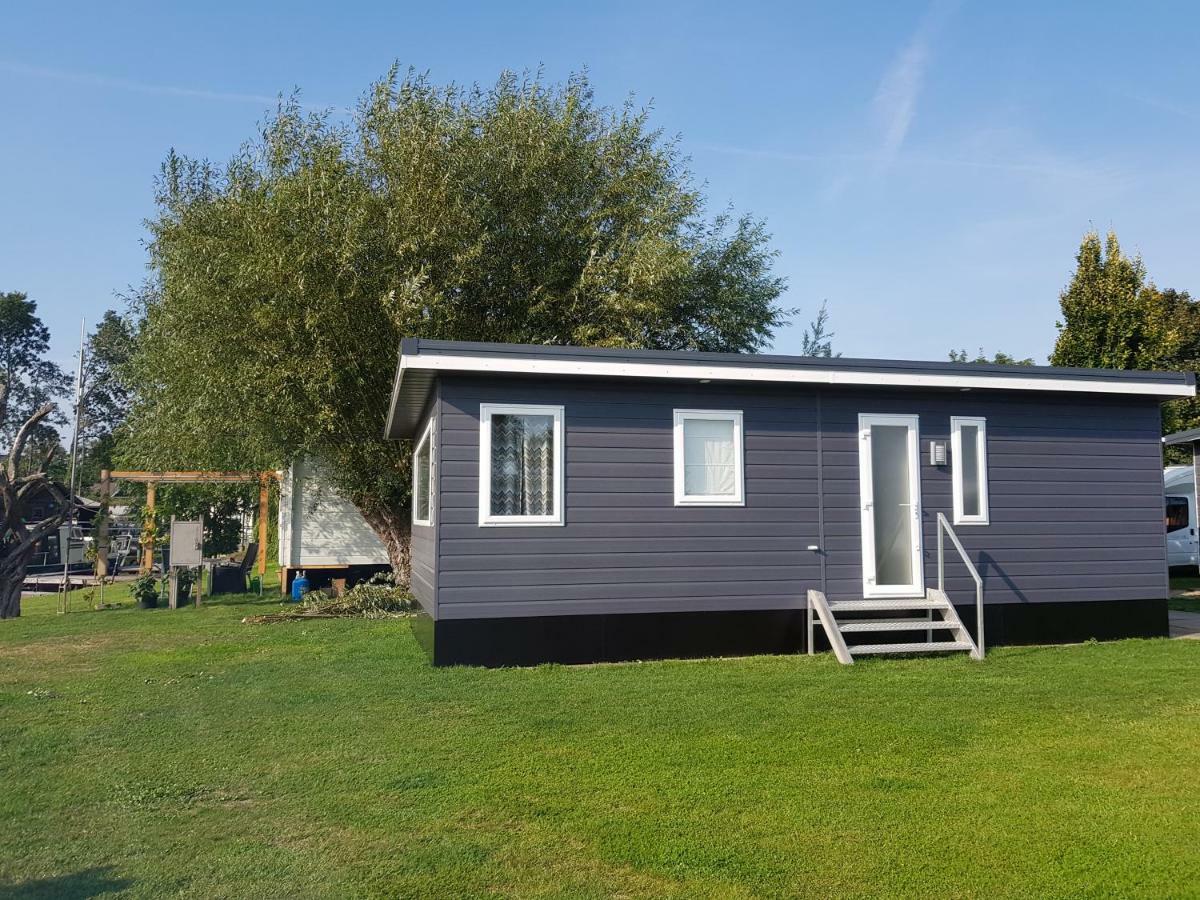 Chalet The Lake - De Schans Alphen Benedeneind ภายนอก รูปภาพ